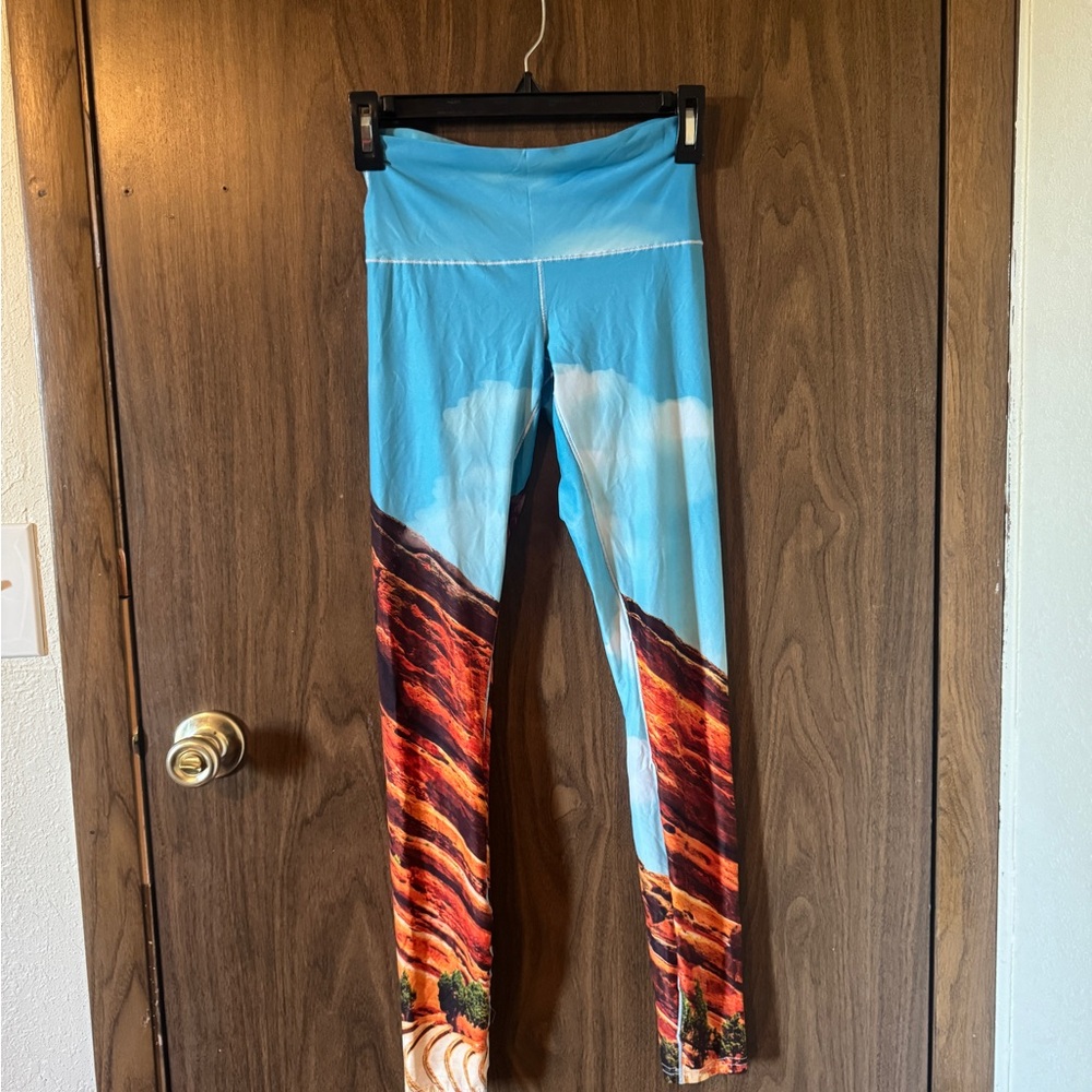 Colorado Threads Res Rocks Yoga Pants